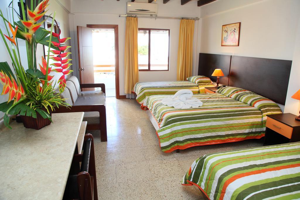 Hotel Puerto Ballesta Tonsupa Oda fotoğraf
