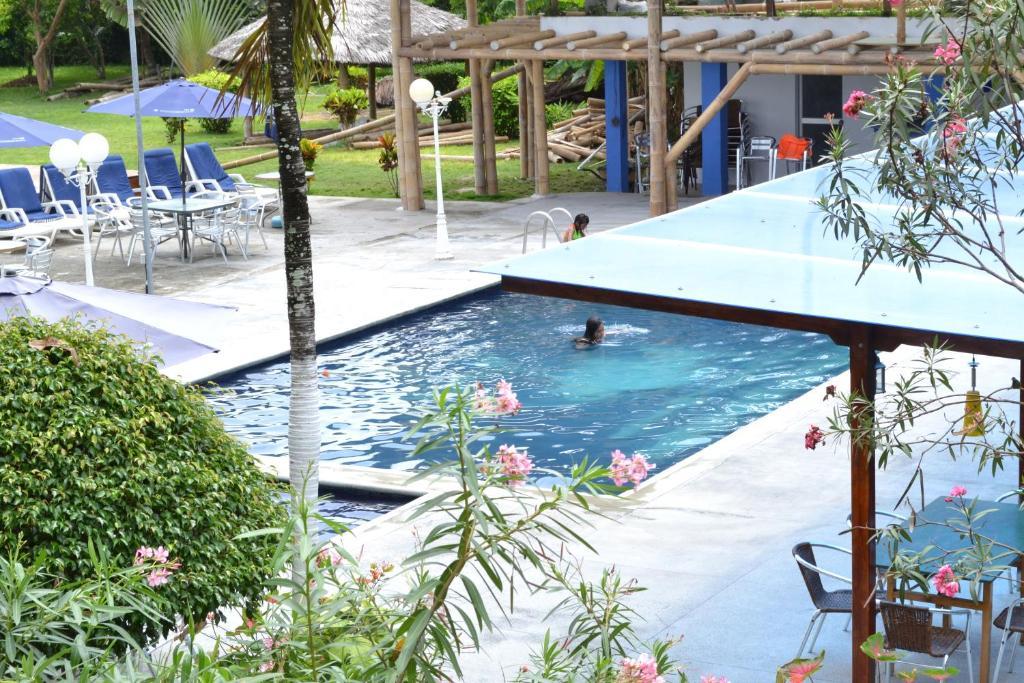 Hotel Puerto Ballesta Tonsupa Dış mekan fotoğraf