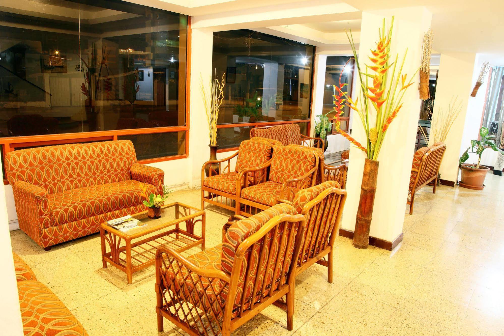 Hotel Puerto Ballesta Tonsupa Dış mekan fotoğraf